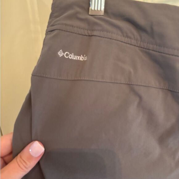 Columbia Gray Bermuda Shorts 13”’ Length size 6 - Picture 3 of 5